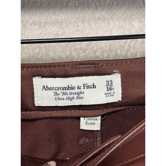 Abercrombie and Fitch Curve Love 90's Straight Ultra High Rise Faux Leather W33 - Picture 4 of 7